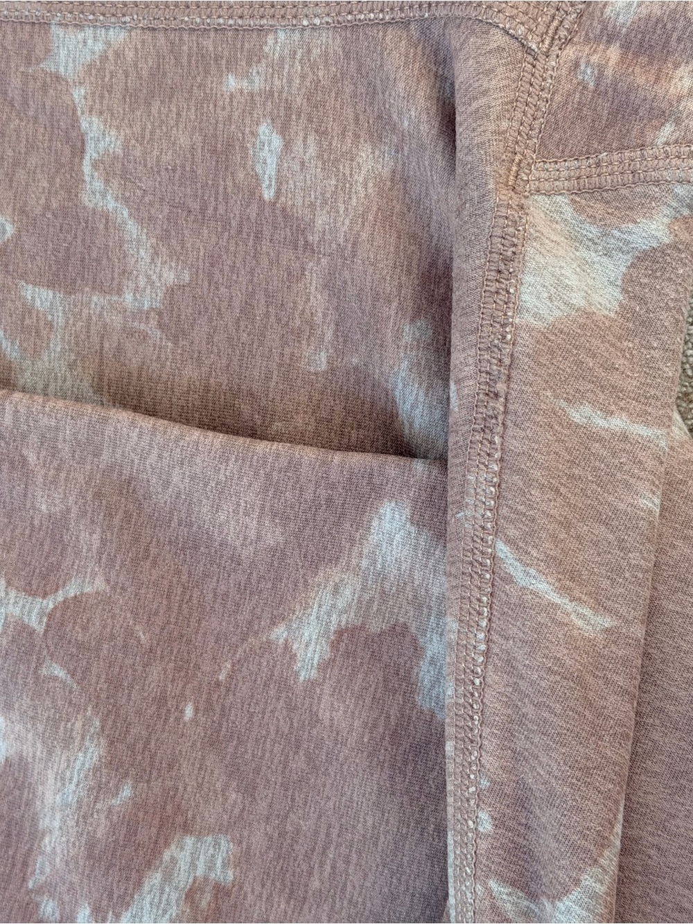 Vuori Mauve & Light Pink Tie-Dye High-Rise Leggings - Picture 7 of 7
